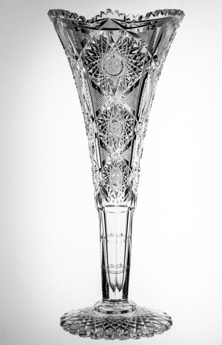 High Quality Hoare Acme Brilliant Cut Glass Vase (1 of 4)