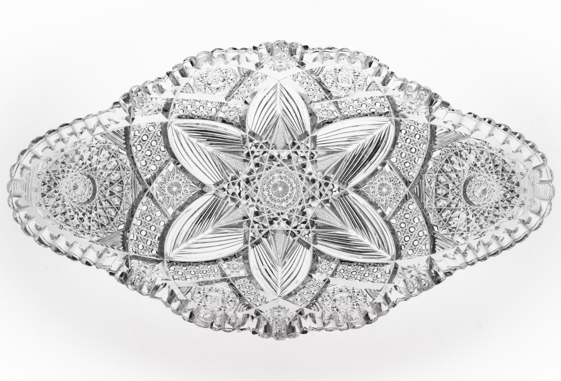 Cut to Pieces Pairpoint Silver Leaf Brilliant Glass Tra: One of Pairpoint's best designs - Silver Leaf. Not a spot left uncut on this - look at all the detail within the hobstar- where most companies leave blank areas, this is cut with rayed stars in the in