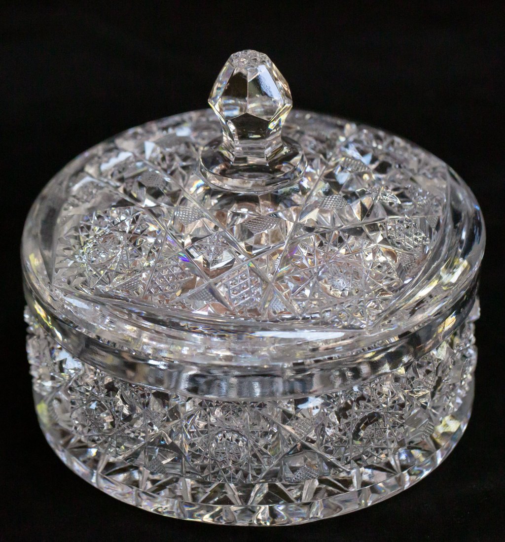 Beautiful Maple City Temple American Brilliant Period Cut Glass Box: This box is from a set of two (see lot 72 for its mate) - cut in the wonderful Temple design by Maple City. It's signed very faintly with the maple leaf logo inside the lid. This is the bigger of the 