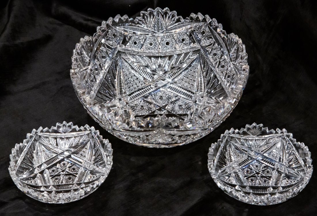 Incredibly Rare Anderson Jeweled Star Brilliant Cut Glass Set: It's hard enough to come across William C. Anderson's Jeweled Star design, but a full berry set? Good luck ever finding another. This bowl features a ribbon of 25 precious clear-button hobstars drapin