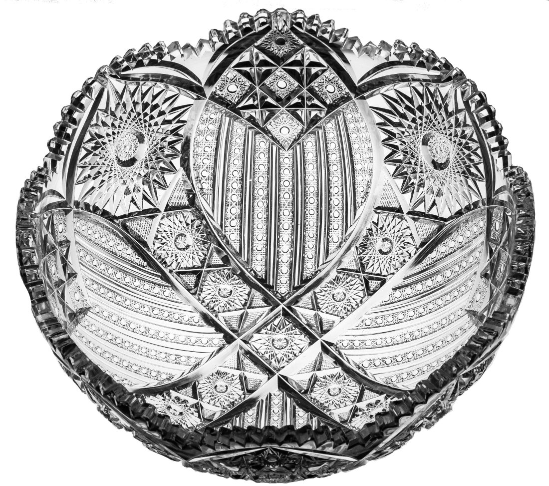 William C. Anderson Stars & Stripes Brilliant Cut Glass Punch Bowl: Fantastic rendition of Stars and Stripes by William C. Anderson/American Cut Glass Co. on a large, one-piece punch bowl. Many flag style pattern pieces are often to commemorate a historic event and th