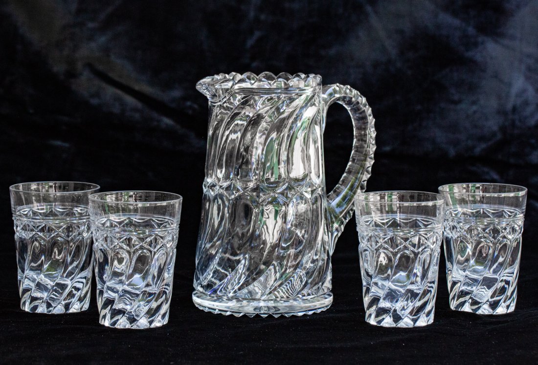Extremely Rare J. Hoare Water Set Brilliant Cut Glass Clear Tusk Swirl: Hardly ever seen rare pattern by J. Hoare - "Pillar & Diamond" water set. Unbelievable early pieces - swirl tusks come from both the top and bottom of the pitcher and meet at pyramidal diamonds. The t