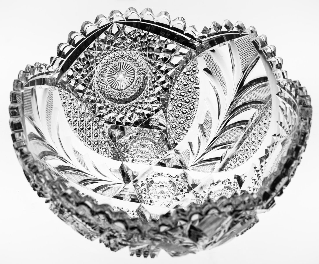 Fabulous Egginton Cascading Tusk American Brilliant Cut Glass Bowl: This is one of the nicest designs Egginton ever cut - fantastic cascading tusks alternating with crosshatching on the clearest of blanks. Can't stress the quality of this piece enough!