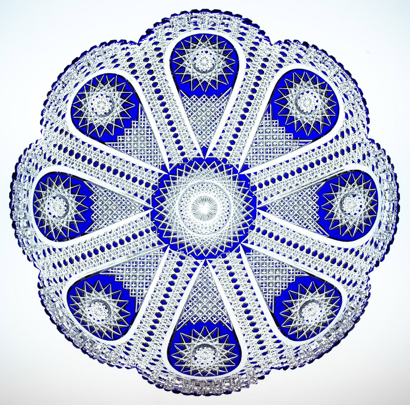 Extraordinary Pepi Herrmann Hawkes Coronation Cobalt to Clear Cut Glass Plate (1 of 7)