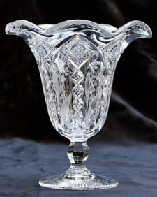 Elegant Hawkes Cut & Engraved American Brilliant Period Cut Glass Ruffled Vase