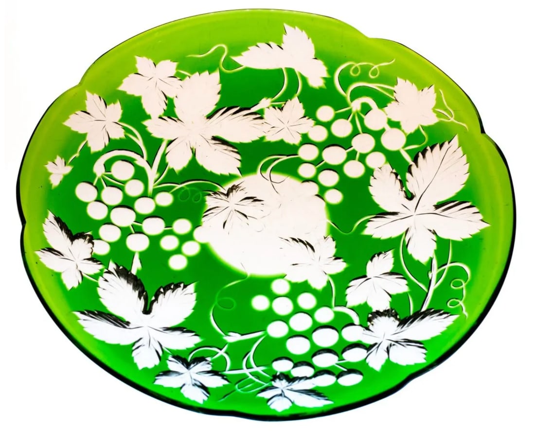 Stevens & Williams Green to Clear Brilliant Cut Glass Crystal Plate (1 of 3)