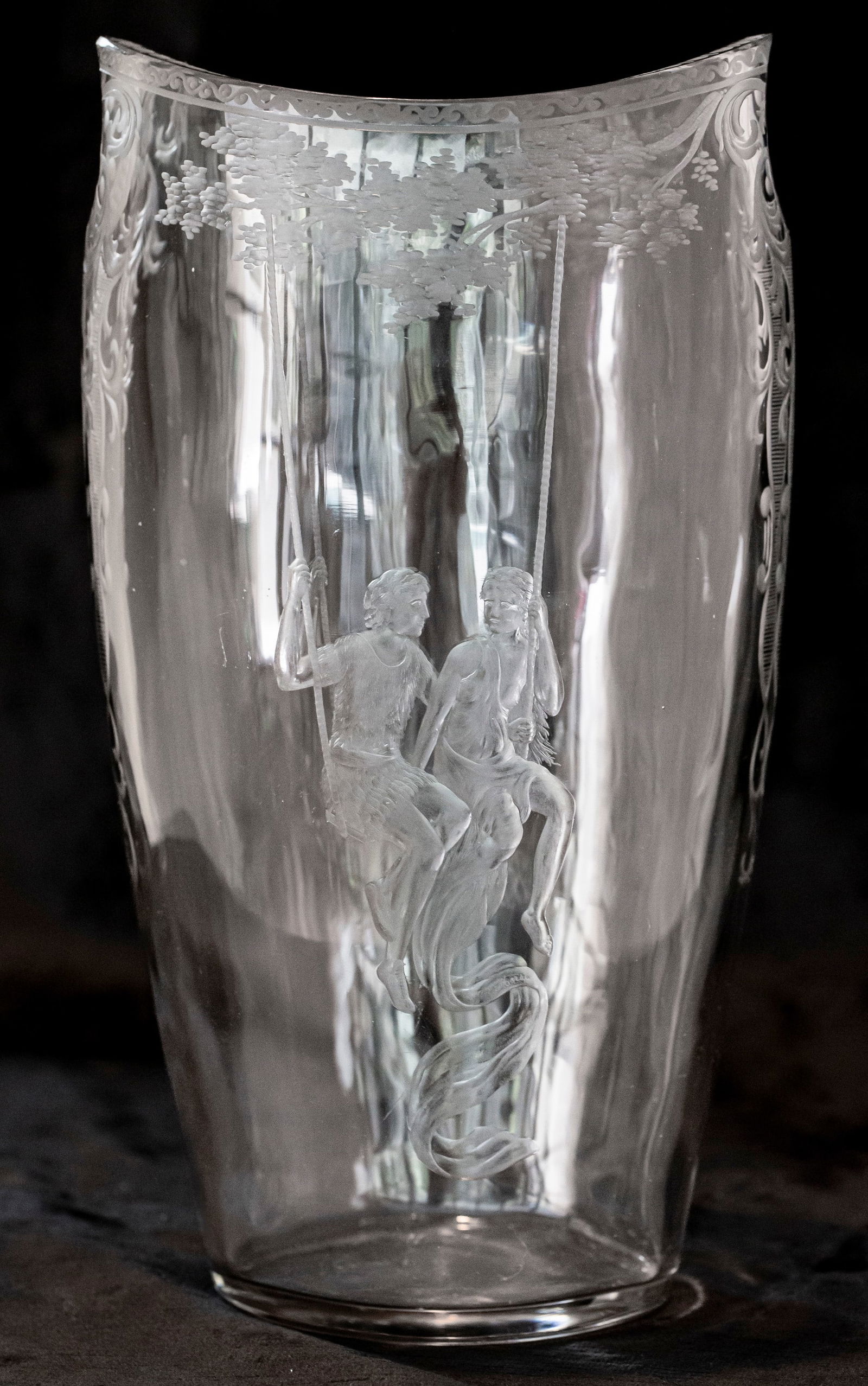 Important & Rare William Morse Hawkes American Cut Glass Vase (1 of 8)
