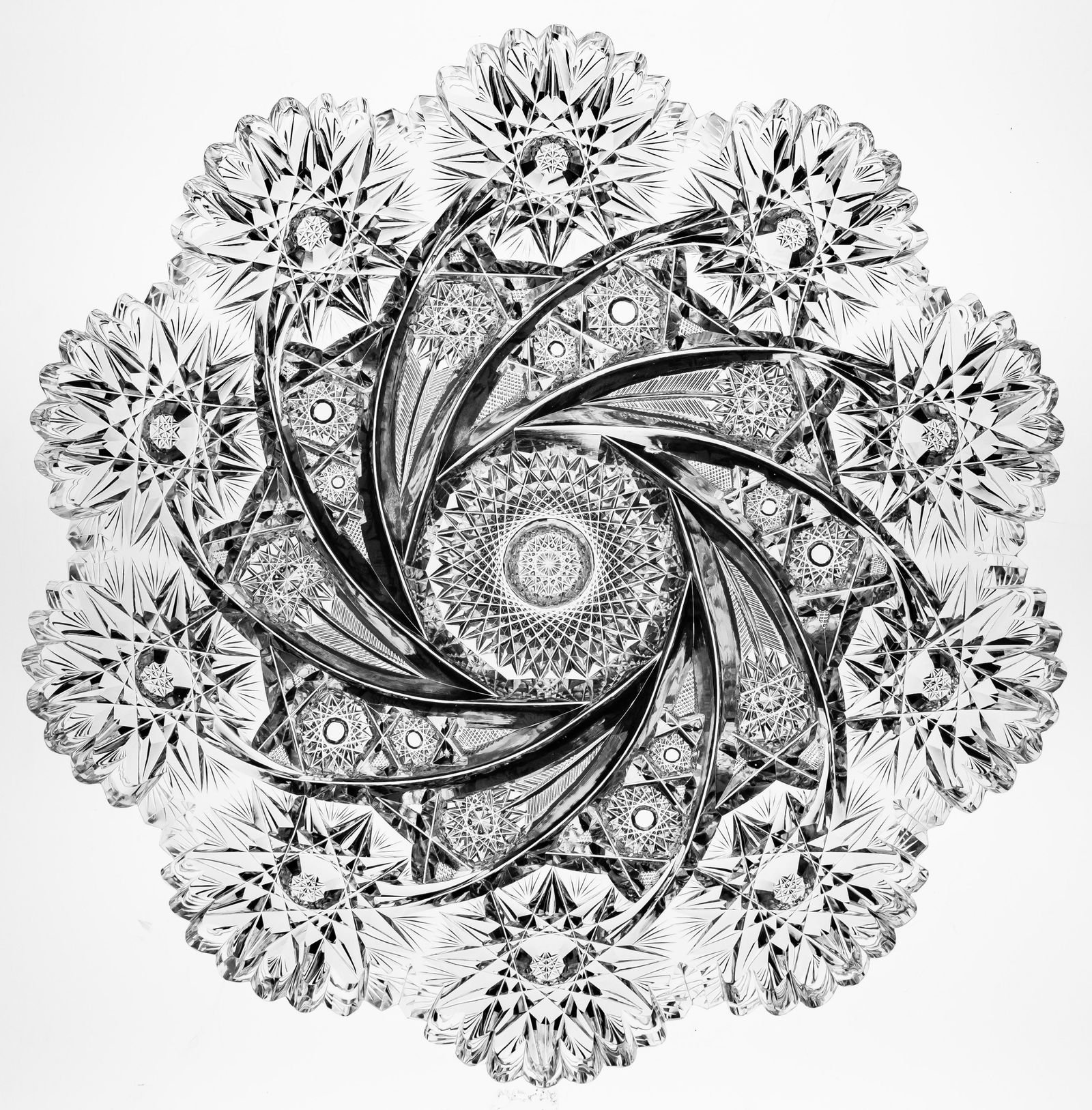 Eye-Catching Libbey Comet American Brilliant Cut Glass 12" Plate (1 of 5)