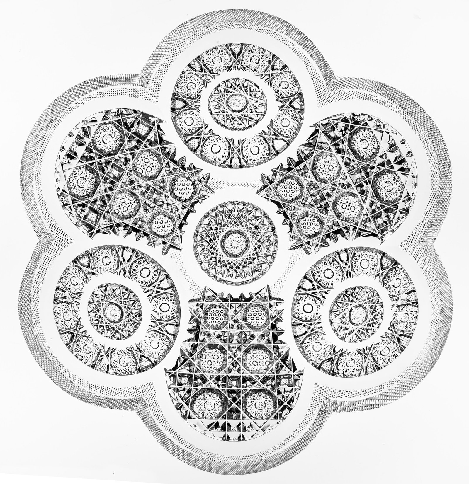 Fantastic Taylor Bros. Bellevue American Brilliant Period Cut Glass Plate (1 of 4)