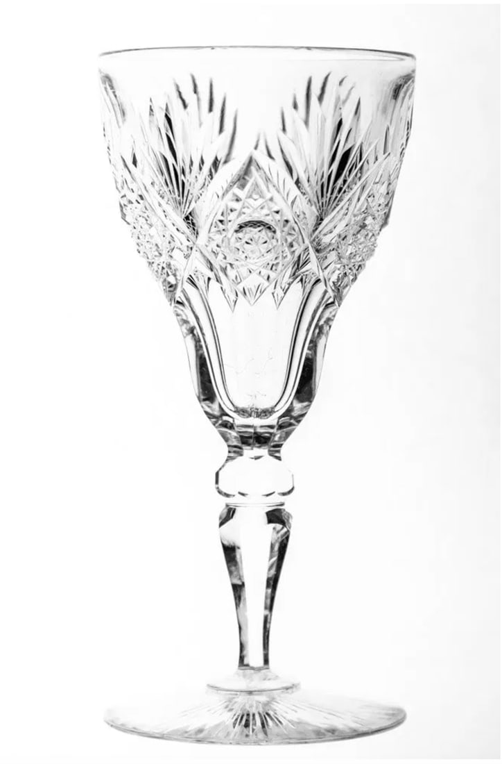 Incredible Hawkes Marquise Large White Wine Cut Glass: This lot is for 1 Hawkes Marquise white wine stem. It's signed on the base by Hawkes. The blank and form are exceptional, displaying elegance and Brilliant Cut Glass. I have an incredibly large set of