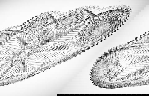 Beautiful Feathered American Brilliant Cut Glass Ice Cream Tray Crystal: This is a particularly unique ice cream tray from the period featuring feathering radiating from the center. Note the crosshatched points of the center hobstar and really unusual square frame work