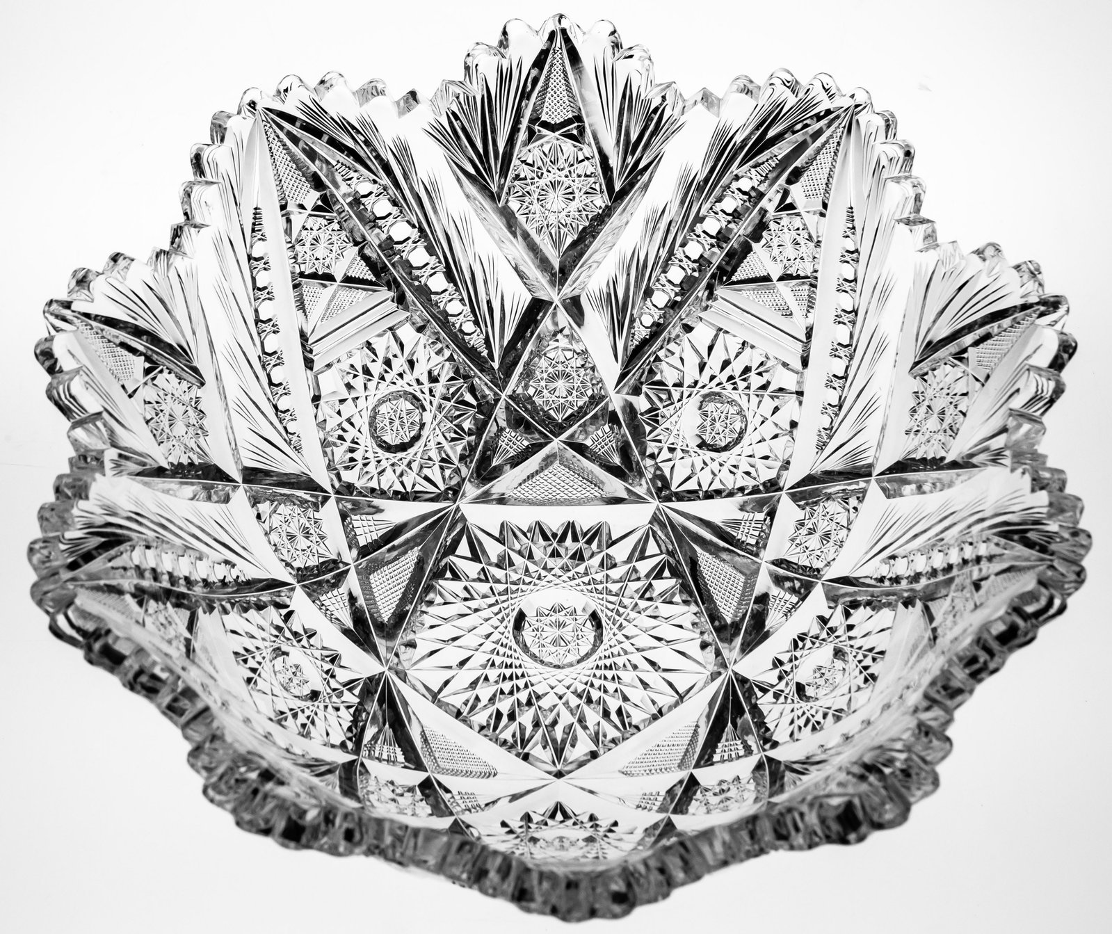 Rare William C. Anderson Regalis American Brilliant Period Cut Glass Flared Crimped Bowl: Really nice example of the Regalis design by William C. Anderson and the American Cut Glass Co. This exact piece is shown as the main example of this design in the "Chain of Evidence" book. It's a bla