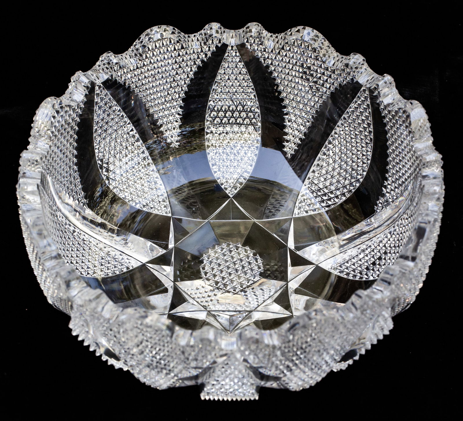 Unbelievable Libbey Delphos American Brilliant Period Cut Glass Bowl: This bowl, in Libbey's Delphos, is cut on the most spectacularly clear blank. As explained in a recent issue of the ACGA's Hobstar newsletter, there are two types of Delphos - a lesser quality and a r