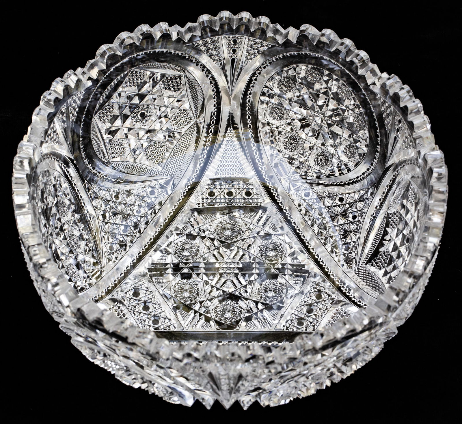 Highest Quality J. Hoare? Multi-Motif American Brilliant Period Cut Glass Bowl - 3