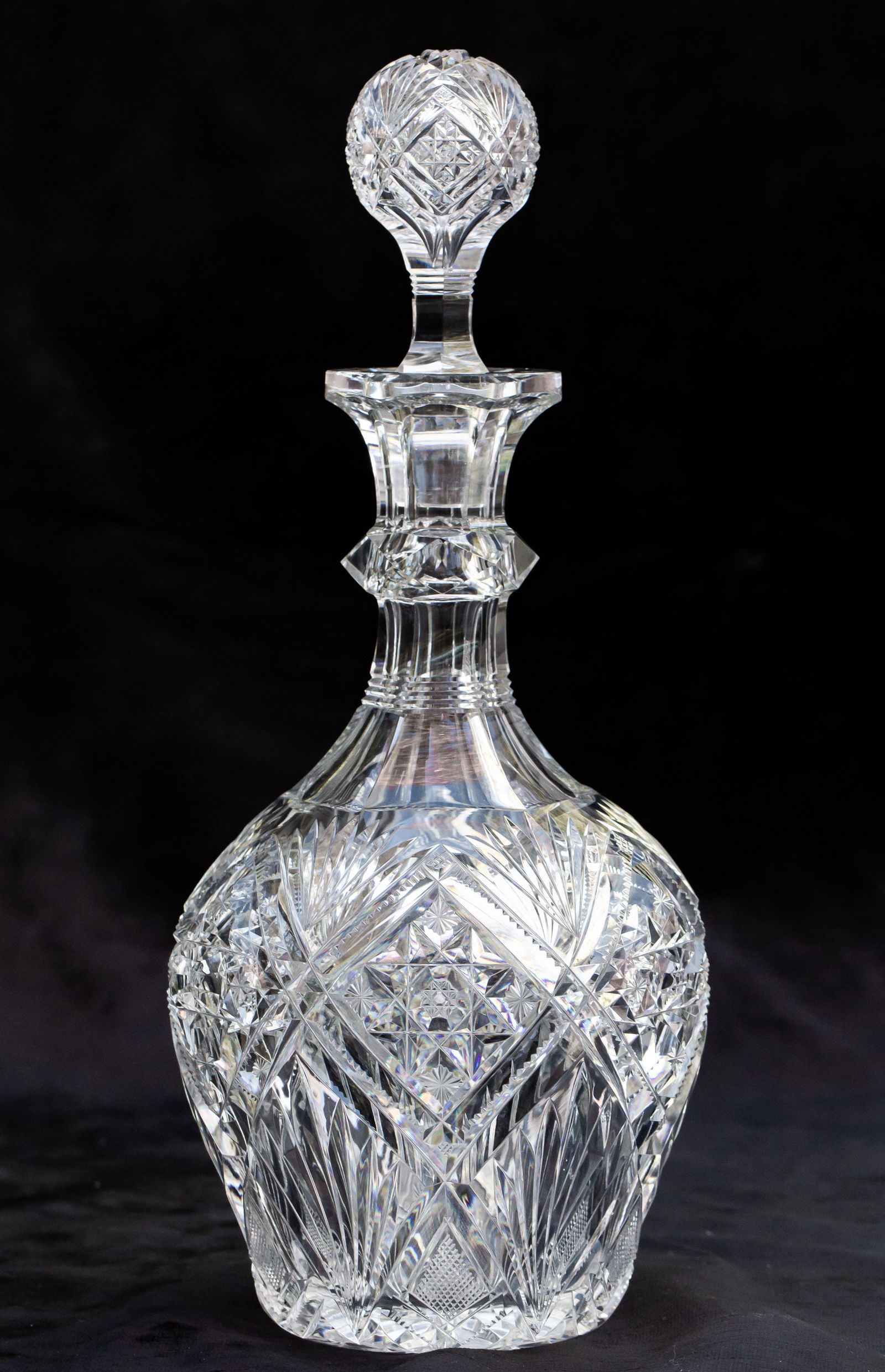 Special Early Anderson Libbey American Brilliant Period Cut Glass Decanter: This decanter was cut in the early portion of the Brilliant Period by Libbey in the Victoria pattern. This early design was designed and patented by William C. Anderson. Incredible blank and pattern c