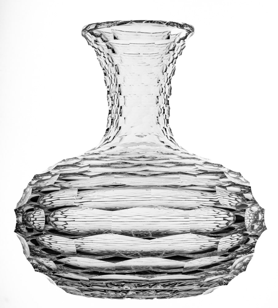The Best Dorflinger Hollow Diamond American Brilliant Period Cut Glass Carafe: This is carafe is my favorite example of Dorflinger's Hollow Diamond I've ever seen. The way the pattern is seamless down the entire piece - even on to the base - and how it starts tiny at the neck bu