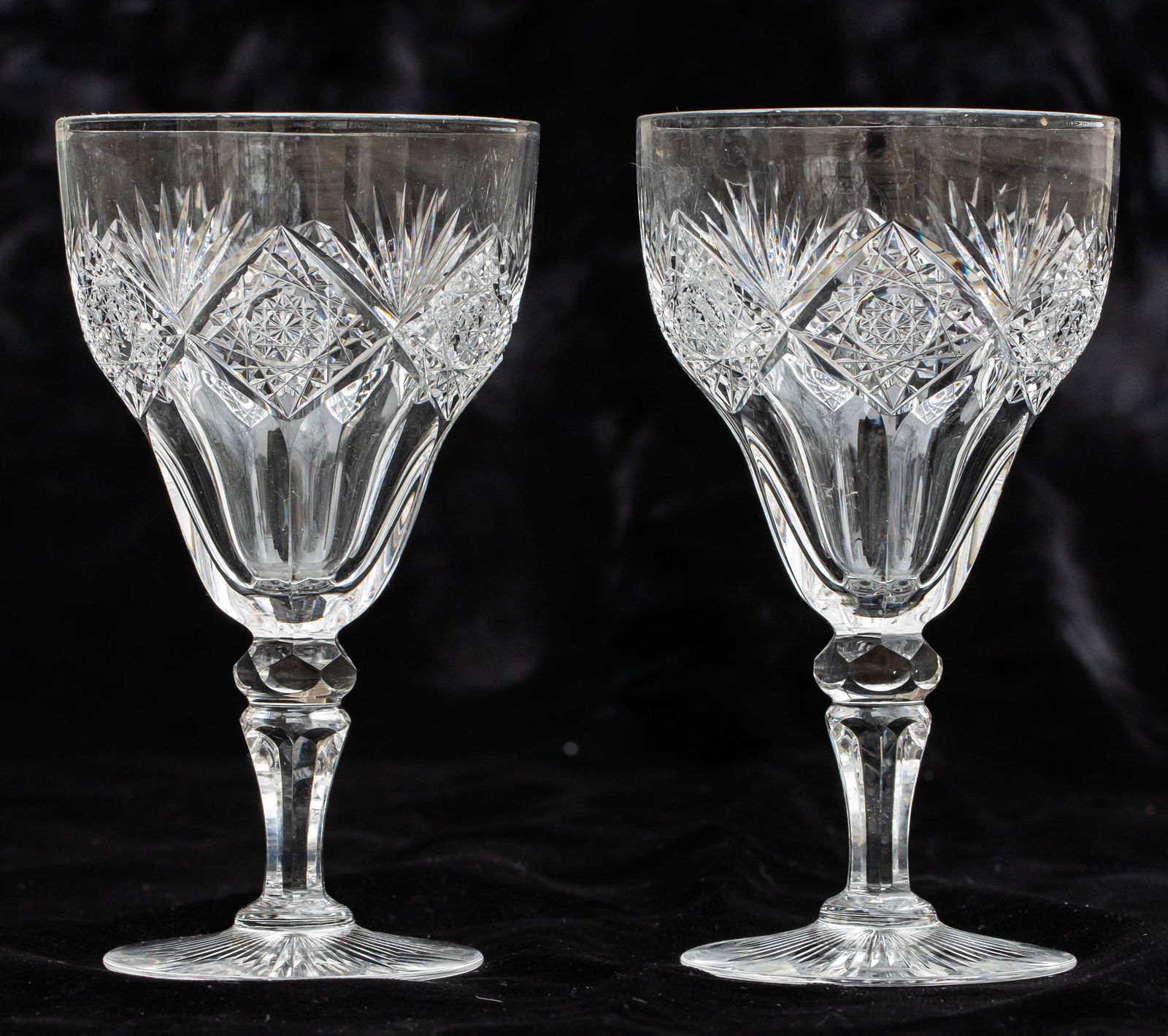 Elegant Pair of Hawkes Marquise American Brilliant Period Cut Glass Goblets: This pair of large goblets was cut in Hawkes elegant Marquise design. Both pieces signed.
