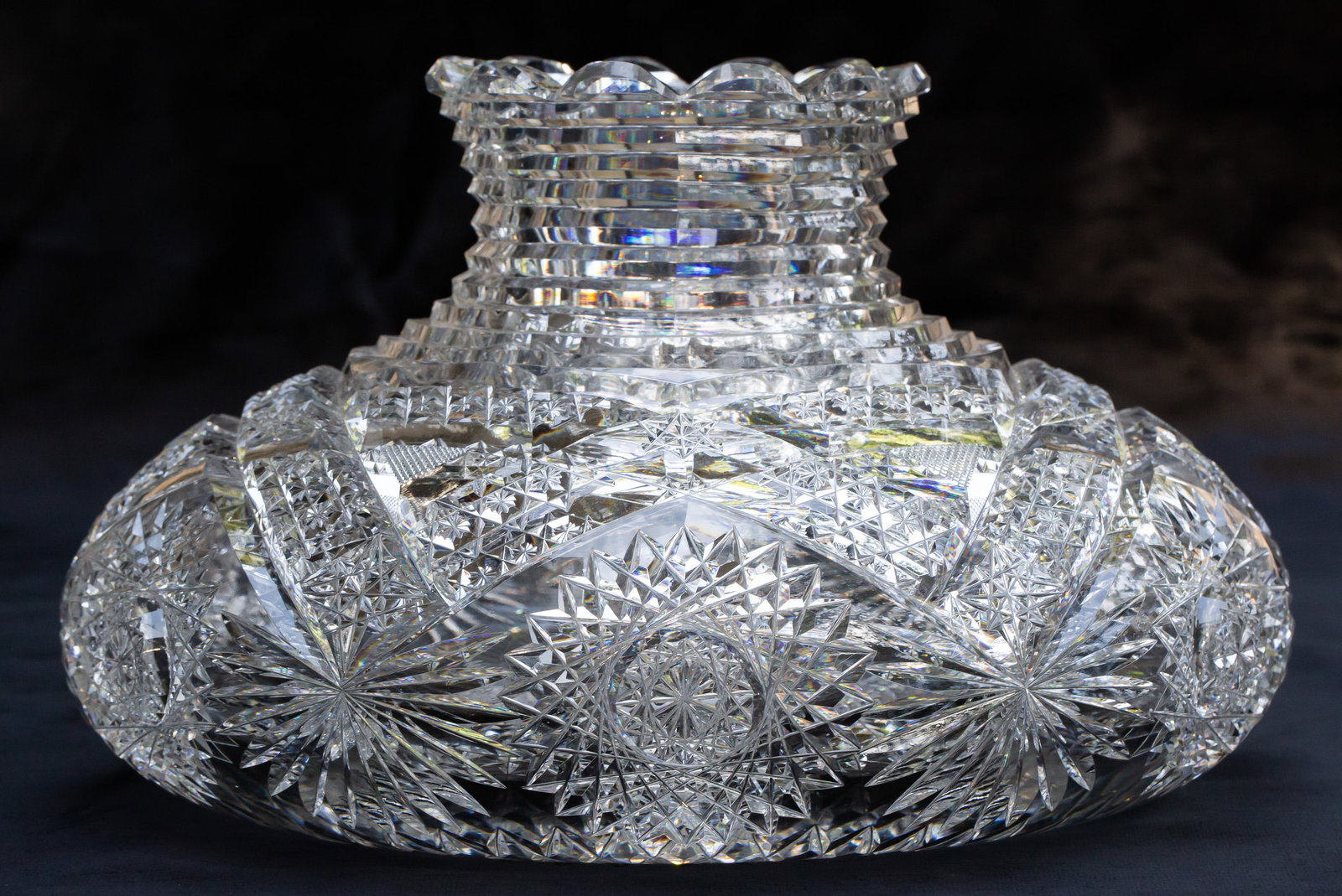 Gorgeous Meriden No.2 American Brilliant Period Cut Glass Flower Center Vase (1 of 9)