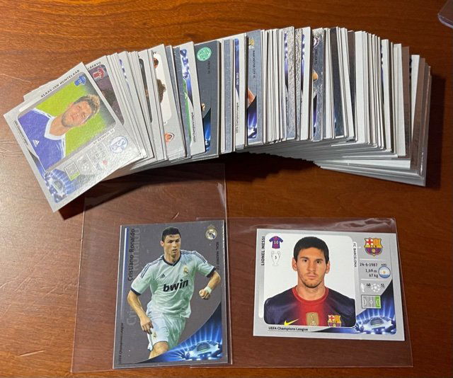 2012/13 Panini UEFA Stickers SOCCER (200+) (1 of 1)