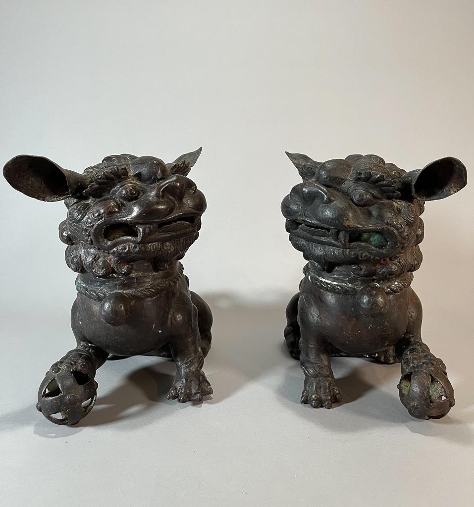 Pair of Antique Chinese Bronze Fu Dogs (1 of 20)