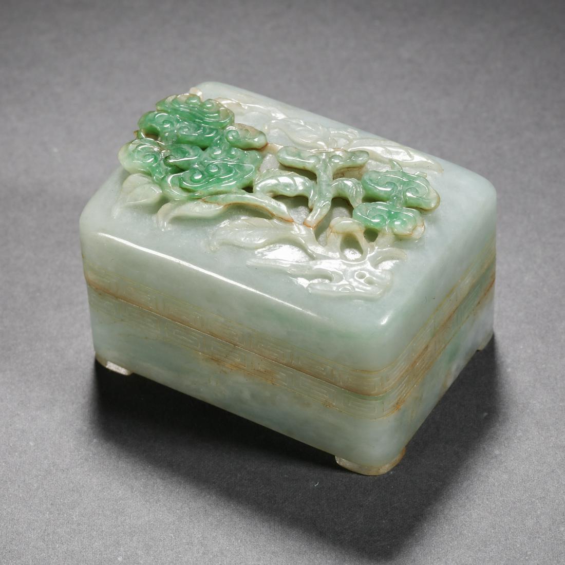 China Qing Dynasty Emerald Flower Box (1 of 6)