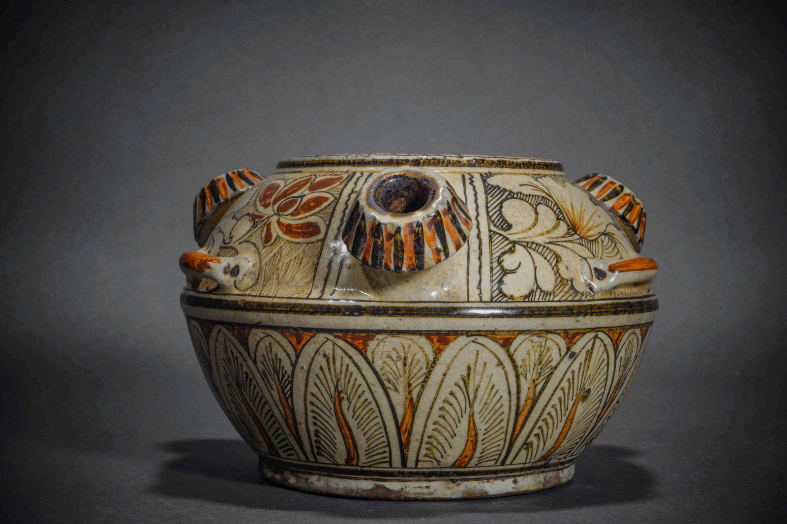 Song Dynasty Cizhou kiln flat pot (1 of 6)