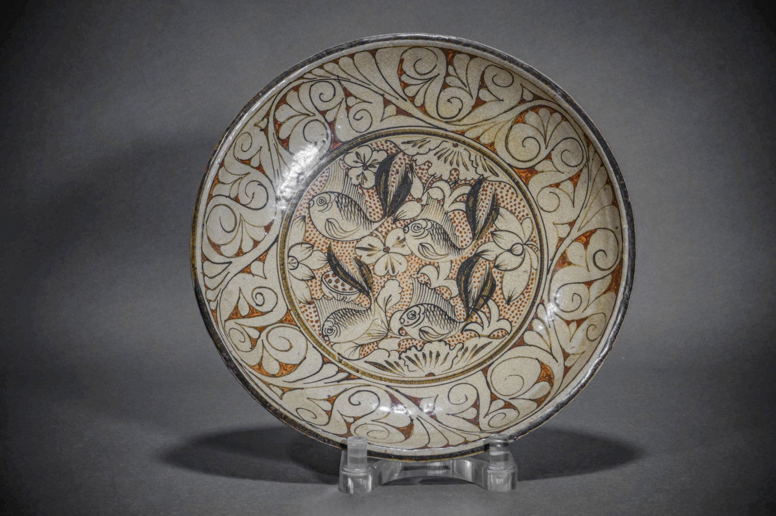 Song Dynasty Cizhou Kiln Large Plate (1 of 8)