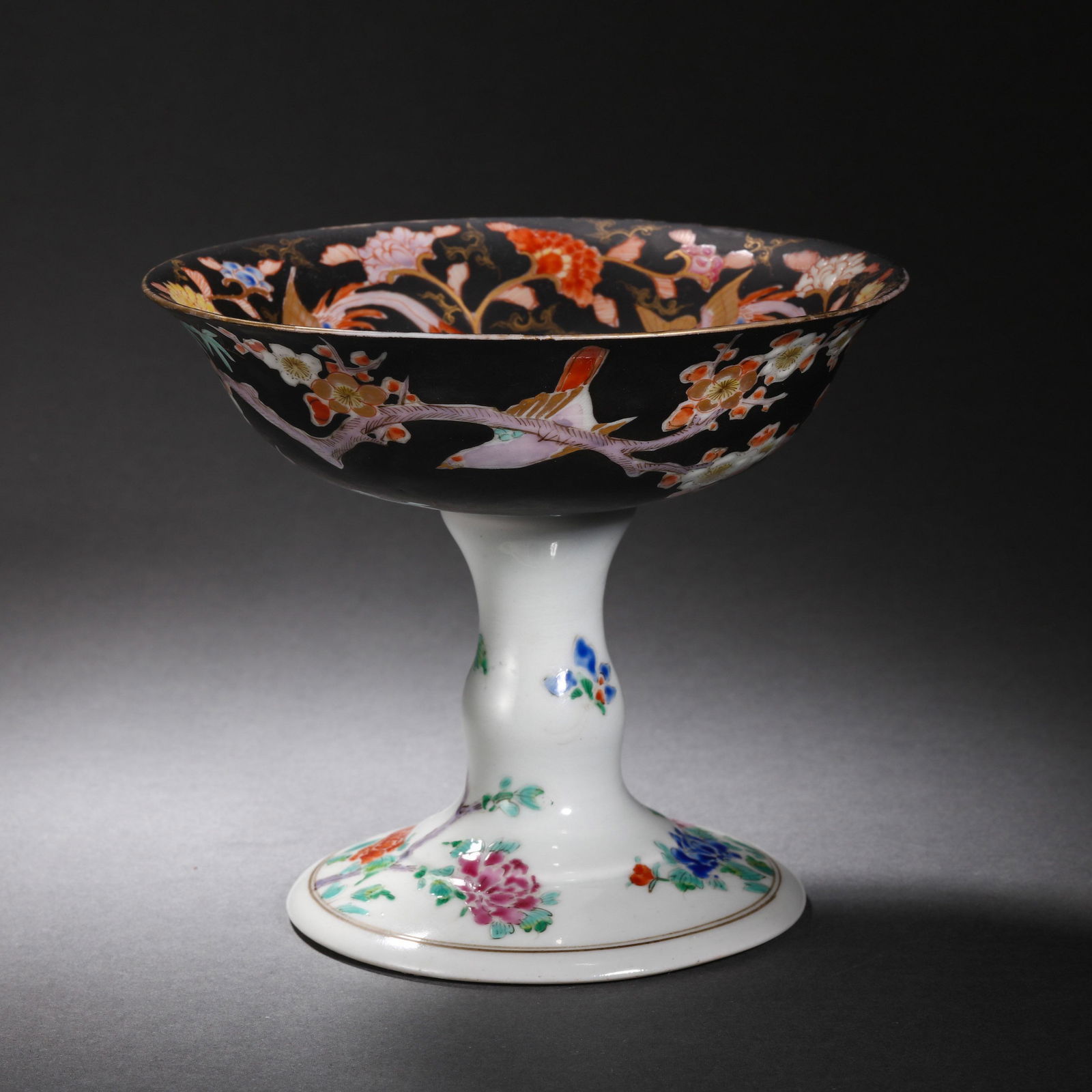 China Qing Dynasty carved flower cup (1 of 9)