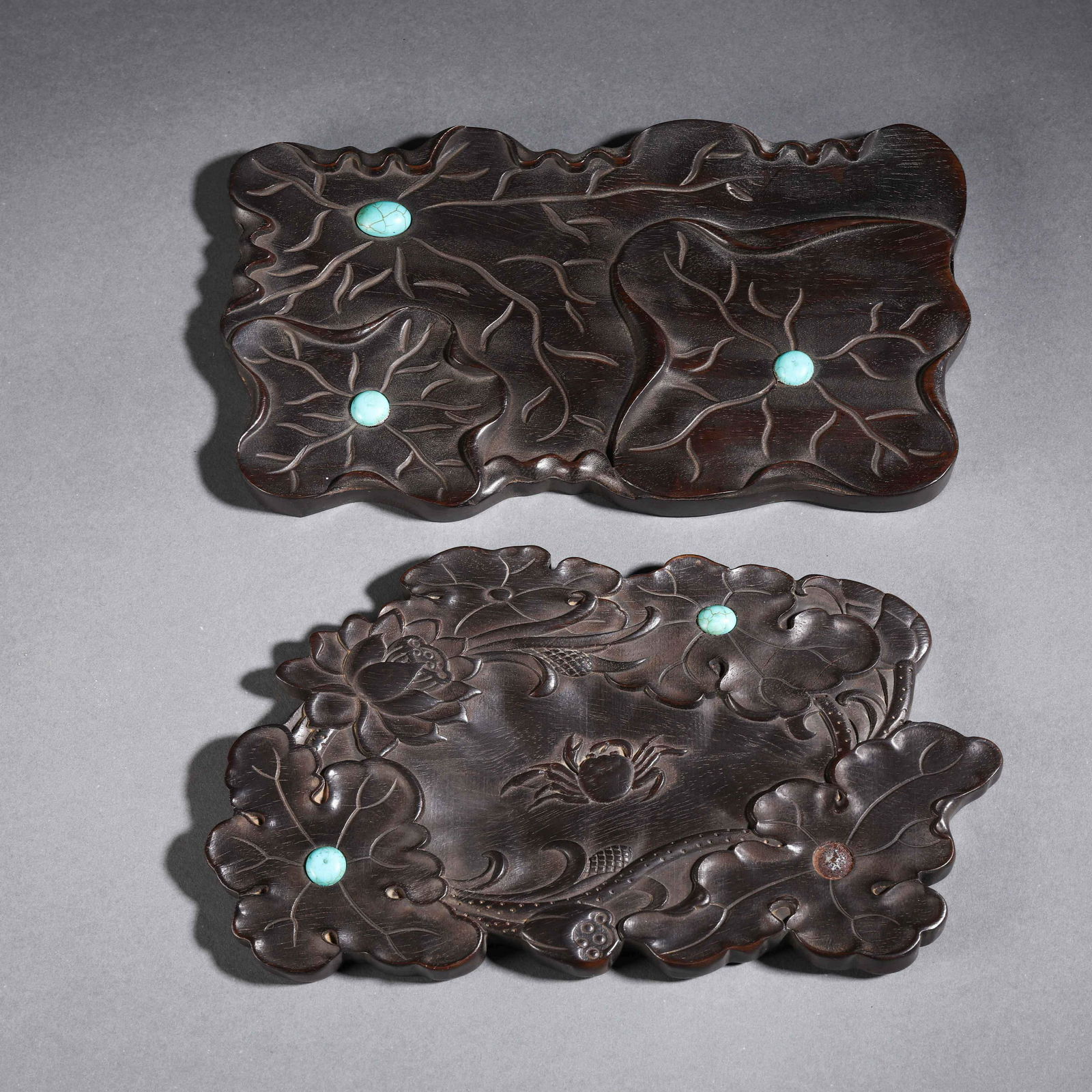 China Qing Dynasty Agarwood pen holder (1 of 9)