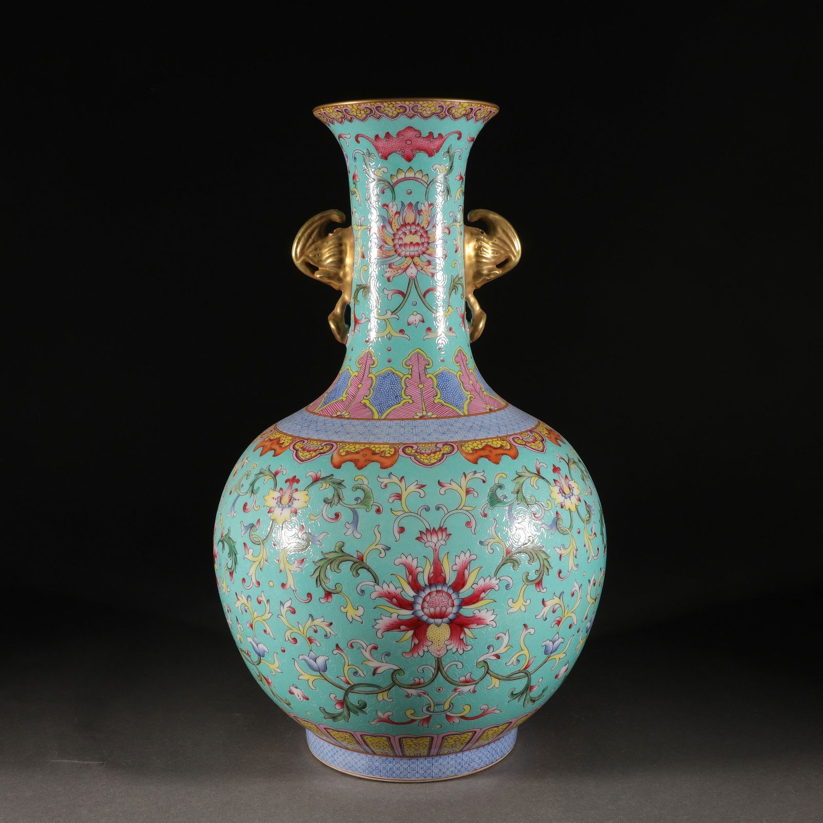 A Pastel Second Flower Pattern Amphora: Height 40cm, width 25.2cm