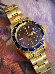 ROLEX 1977 Submariner Date Ref. #1680/8 18K YG Tropical