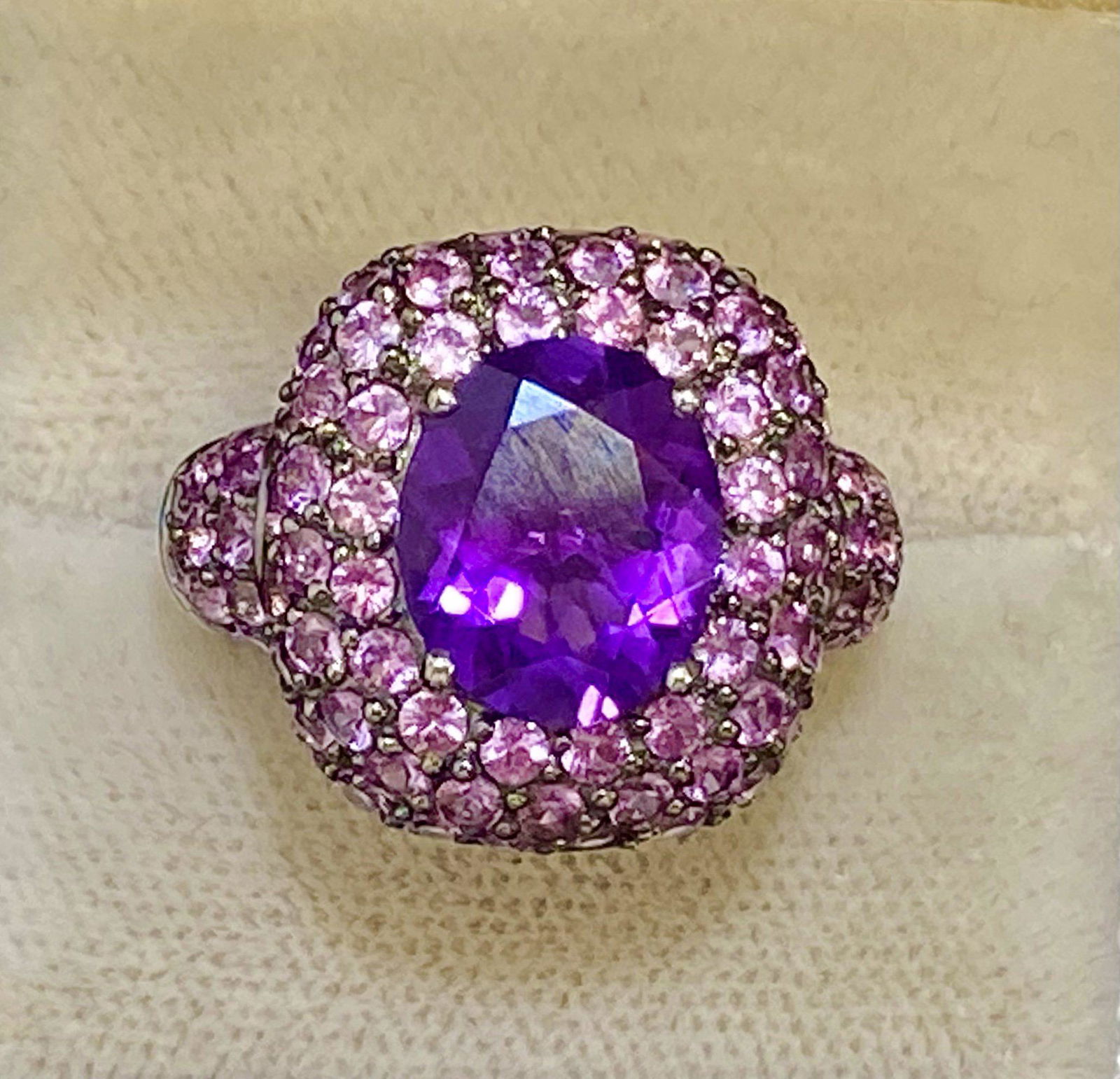 De Grisogono Incredible 18K White Gold Purple Sapphire (1 of 6)