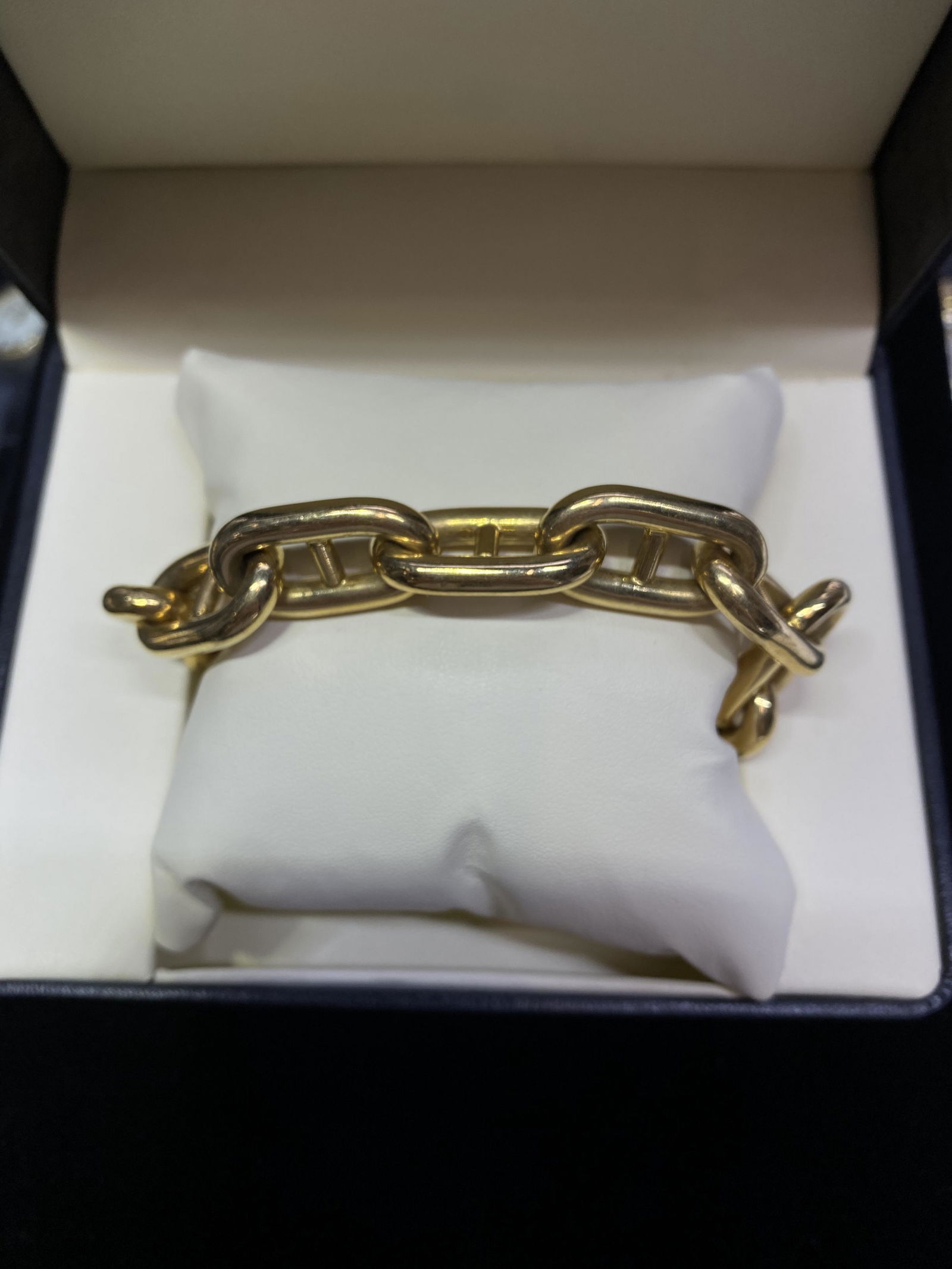 BEAUTIFUL 18K Yellow Gold Anchor Link Bracelet - $15K Appraisal Value! (1 of 3)