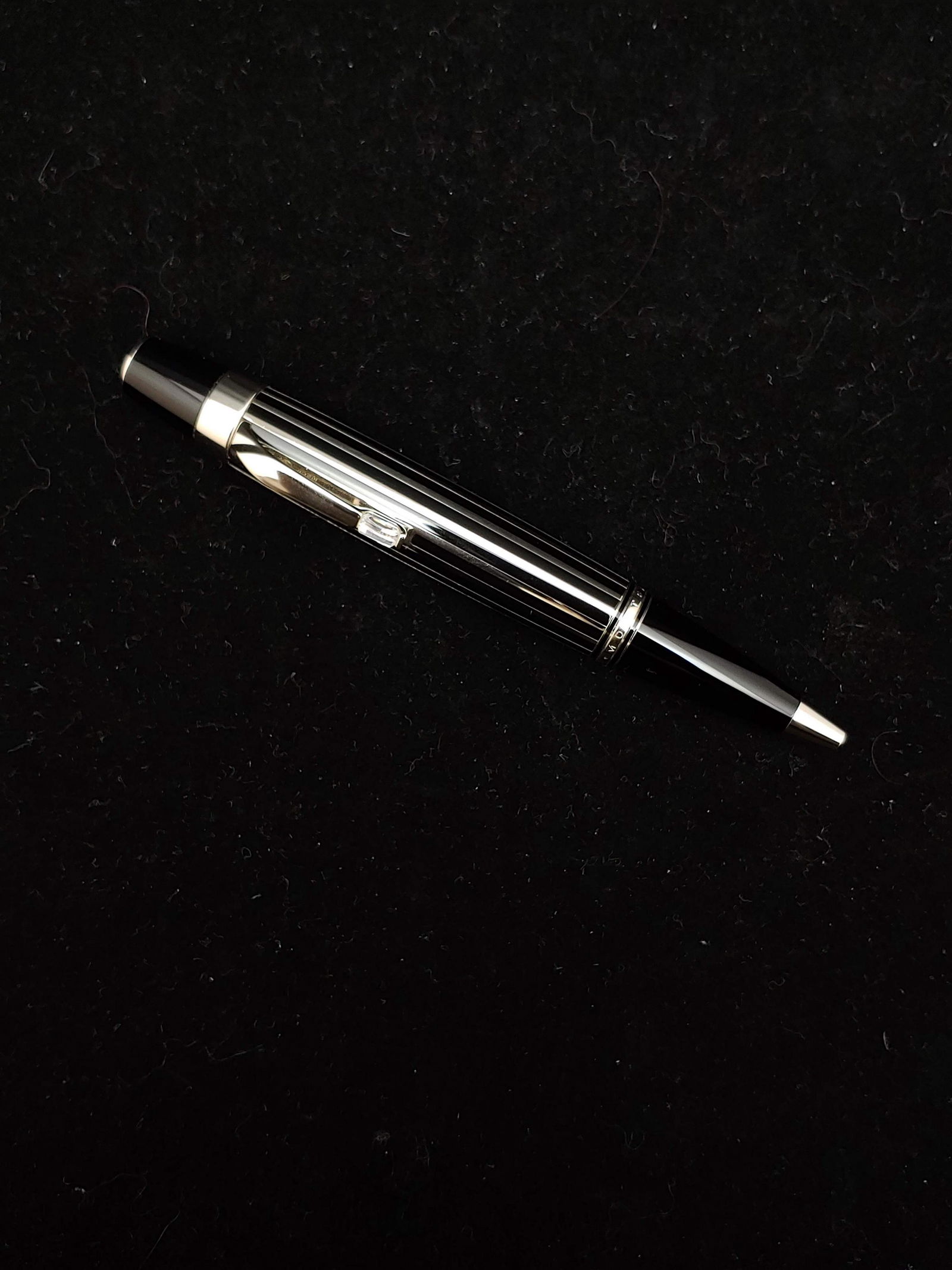 MONTBLANC Boheme Solitaire Platinum Crystal Ballpoint Pen - $1.5K APR Value w/ Certificate of (1 of 2)