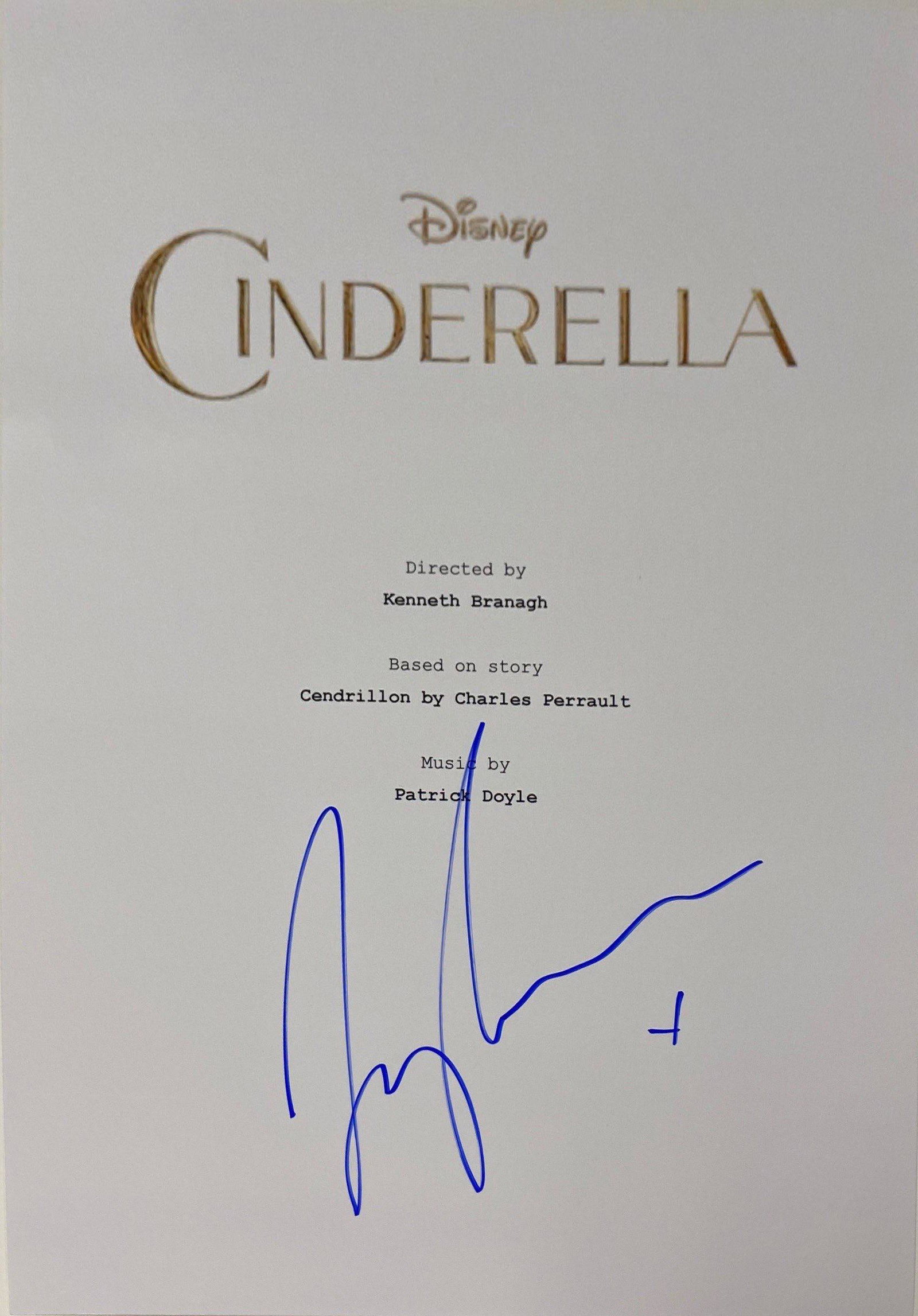 Autograph Signed Cinderella Script Cover: Category: Autograph CollectiblesAutograph Includes: Lily JamesUnframed Vertified and Excellent ConditionDetails are as shown in the photos Please kindly read our Terms before bidding