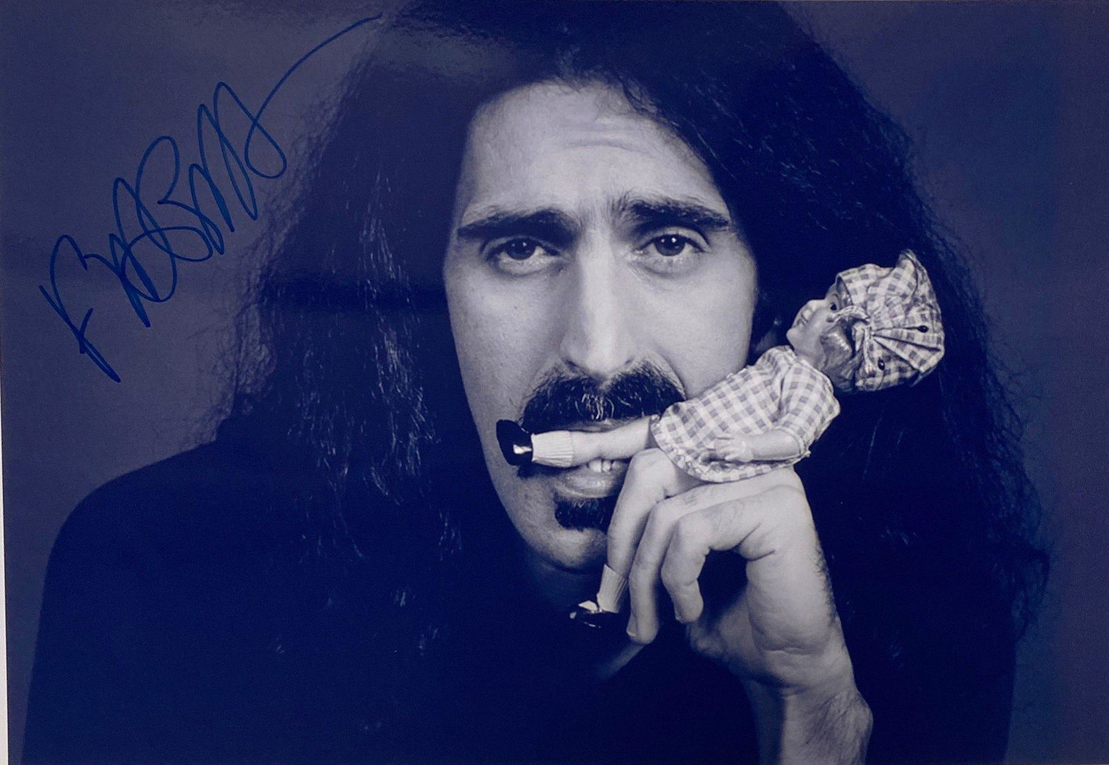 Autograph Signed Frank Zappa Photo (1 of 1)