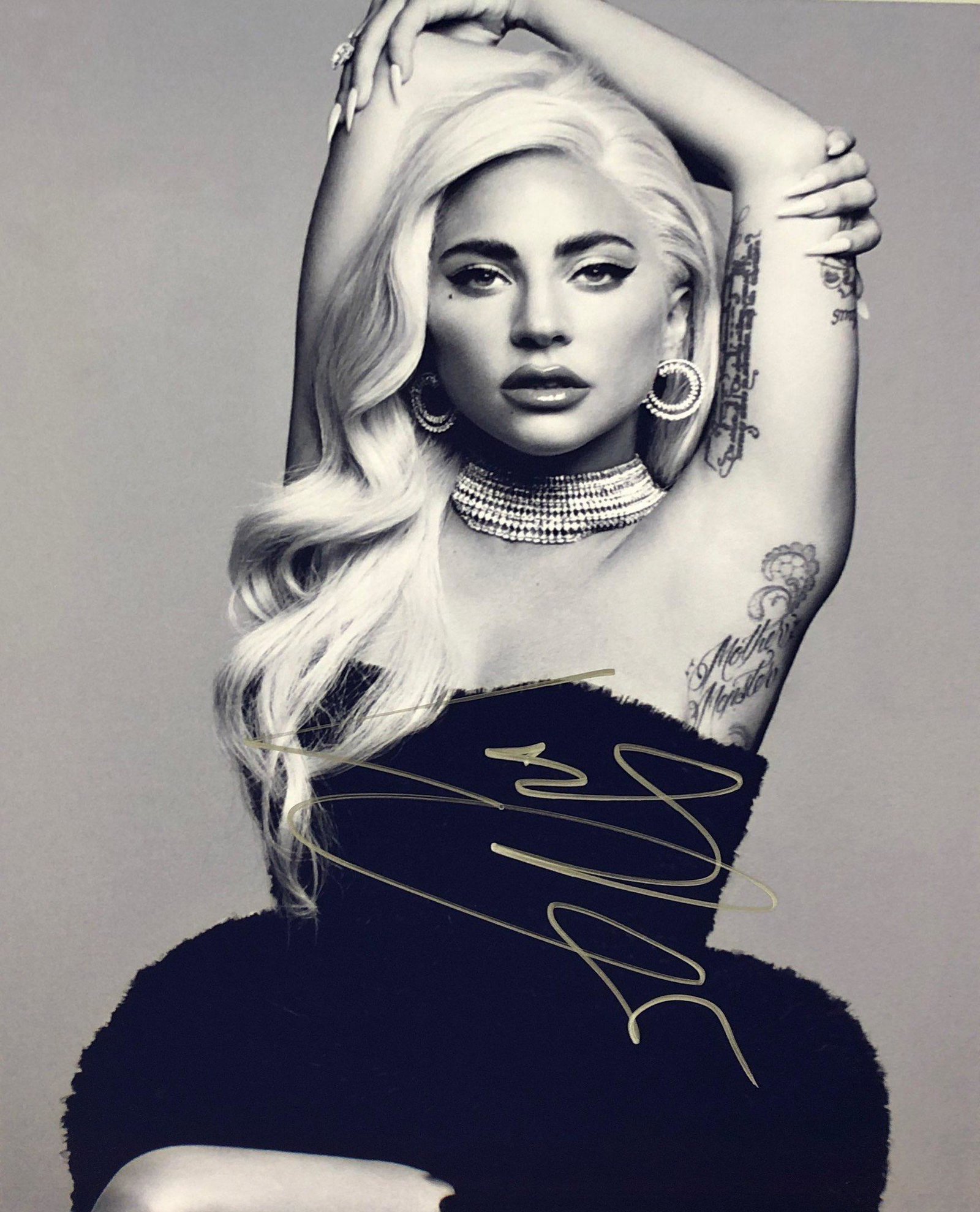 Lady Gaga Signed Photo: Autographed by:Lady GagaAuthentication Code: PC26408Unframed Vertified and Excellent Condition Please kindly read our Terms and Conditions before bidding.