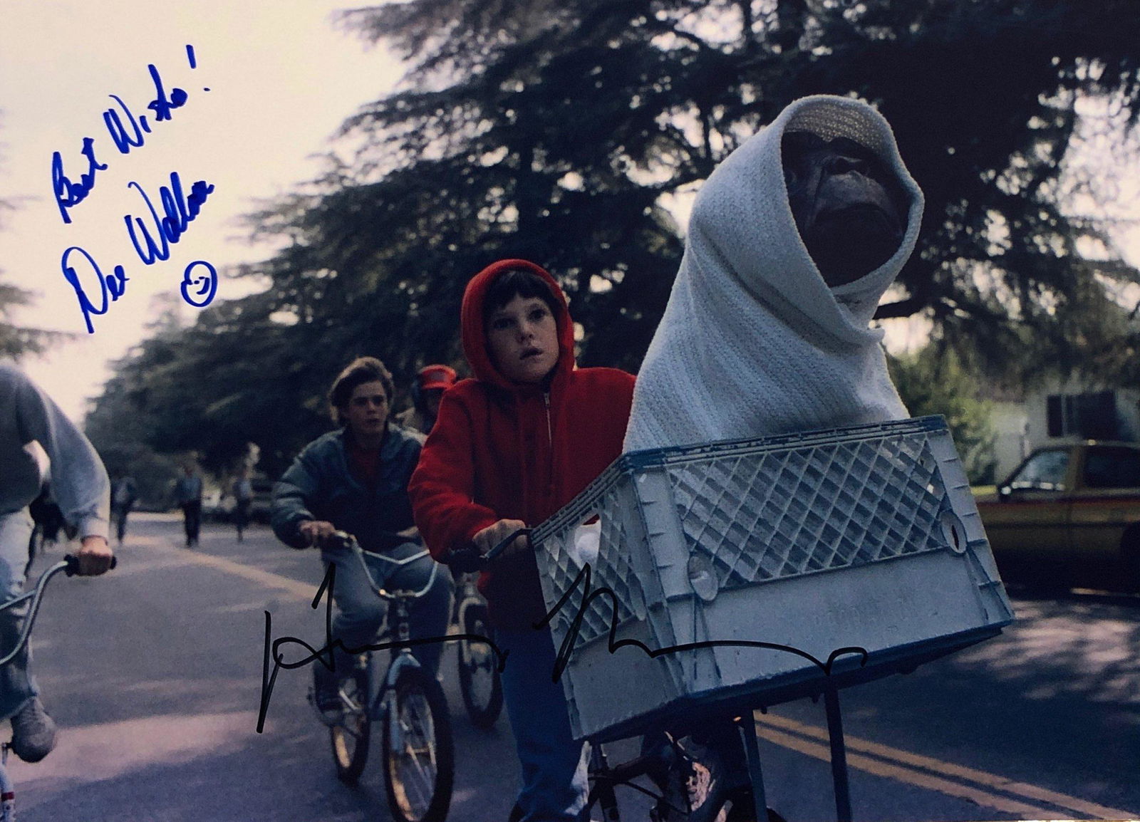 ET Henry Thomas Signed Photo (1 of 1)