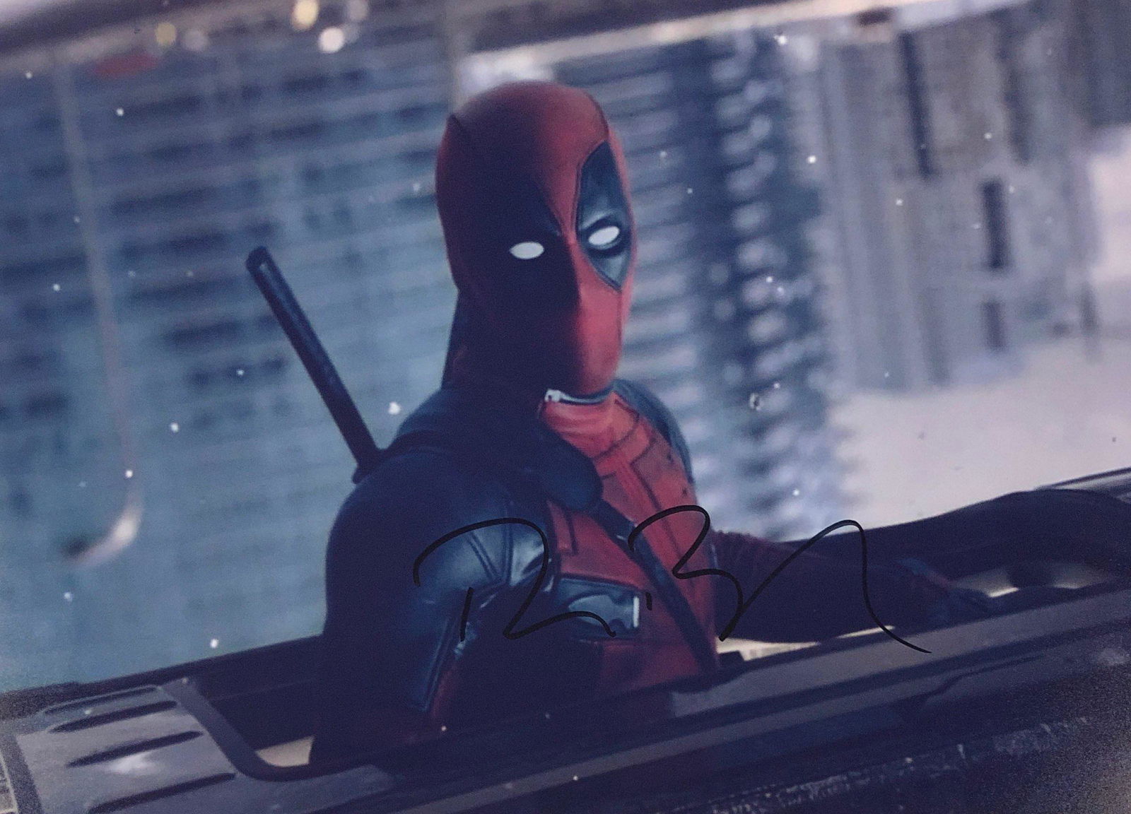 Deadpool Ryan Reynolds Signed Photo (1 of 1)
