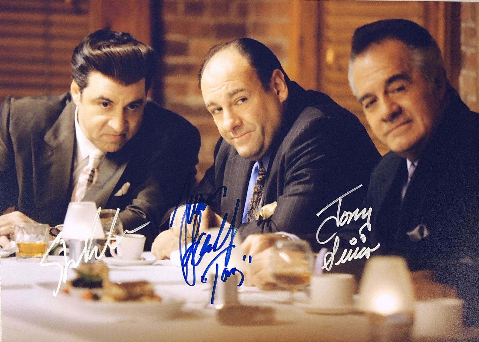 Sopranos James Gandolfini Signed Photo (1 of 1)