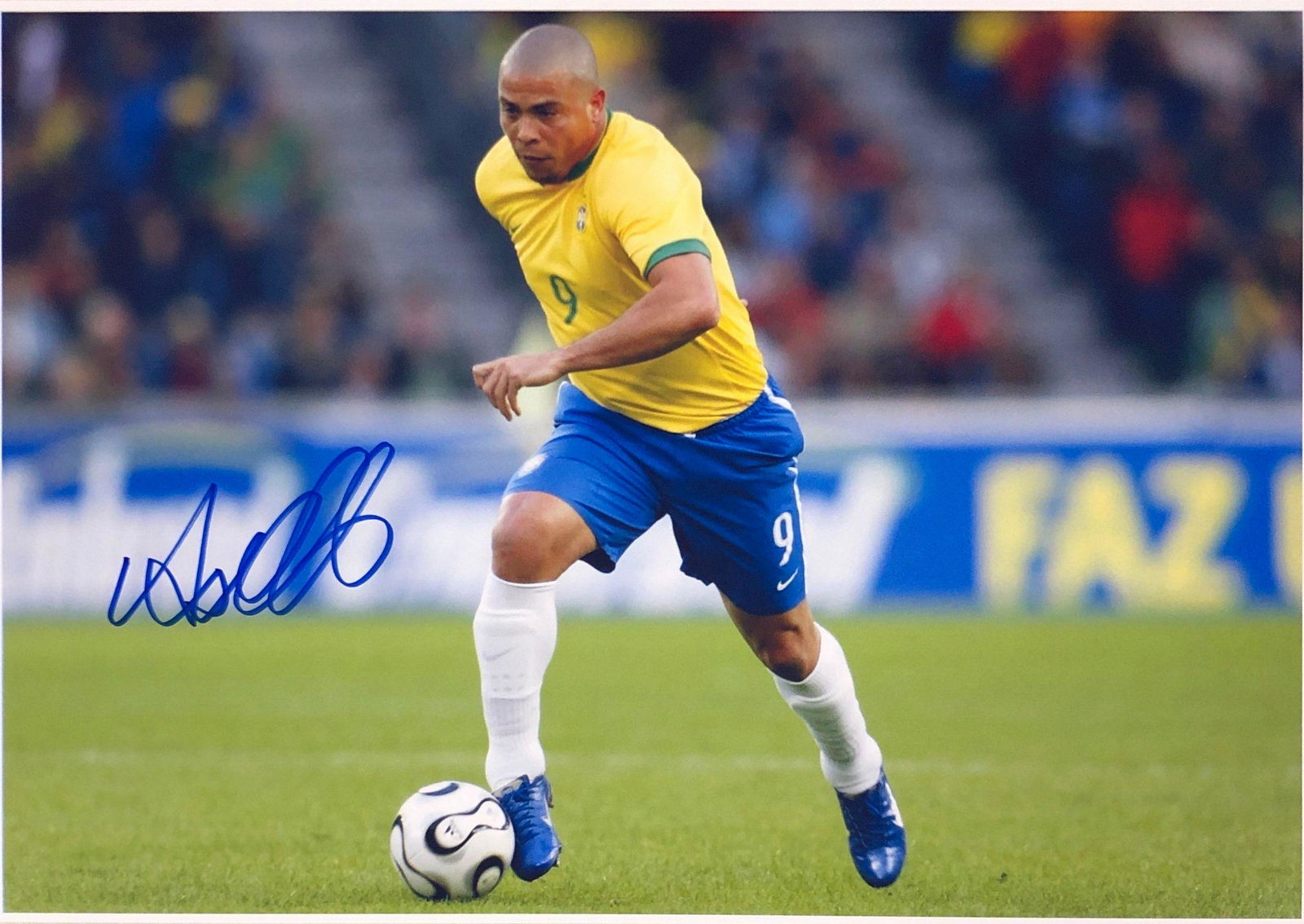 Ronaldo Signed Photo (1 of 1)