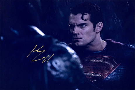 Henry Cavill Autograph Signed Batman Superman Photo: Category: Autograph Photo CollectiblesSize: Width 8 inches x Height 10 inchesAutograph Includes: Henry CavillUnframed Vertified and Excellent Condition. Please kindly read our Terms and Conditions bef