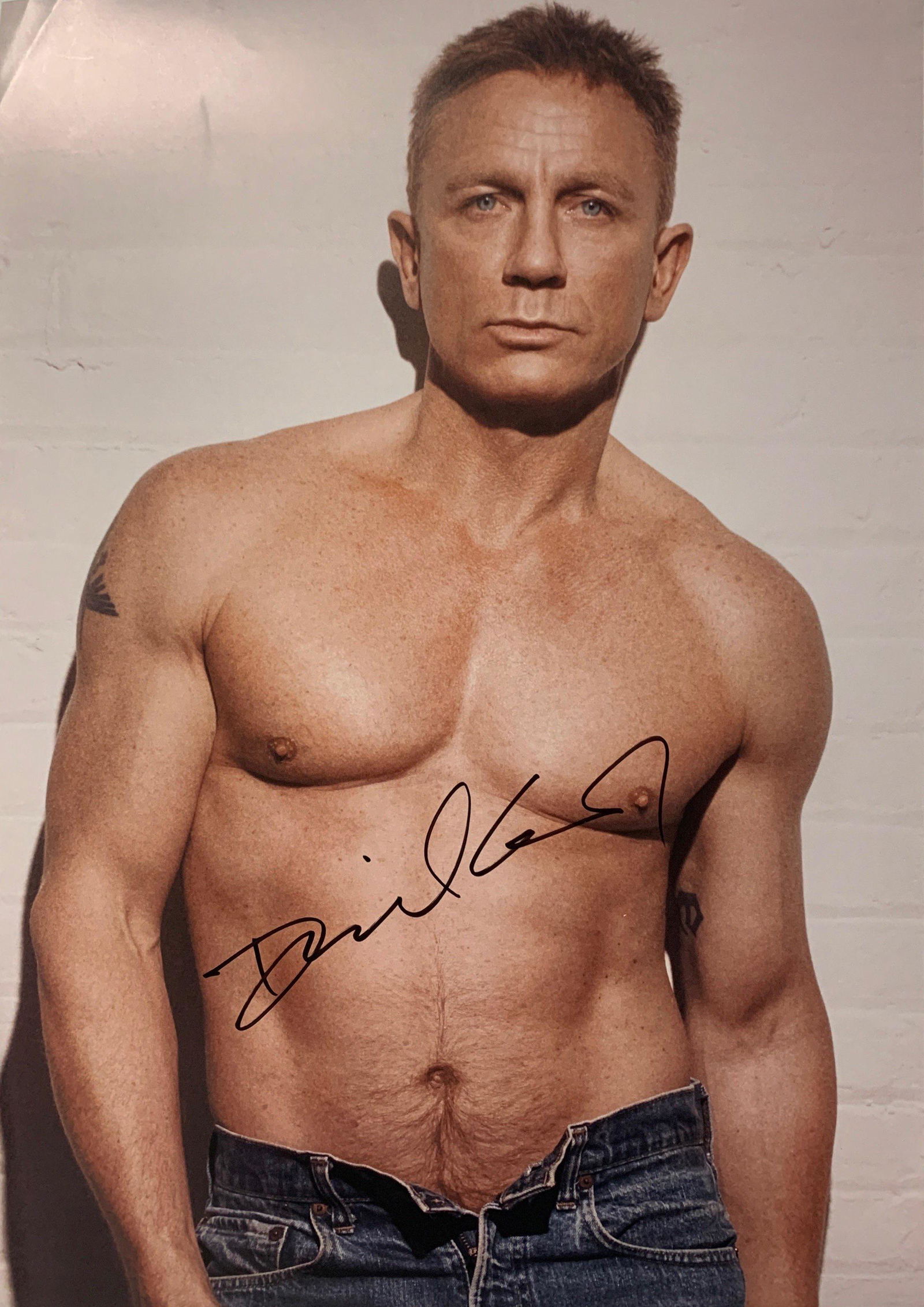 Daniel Craig Autograph Signed James Bond 007 Poster (1 of 1)