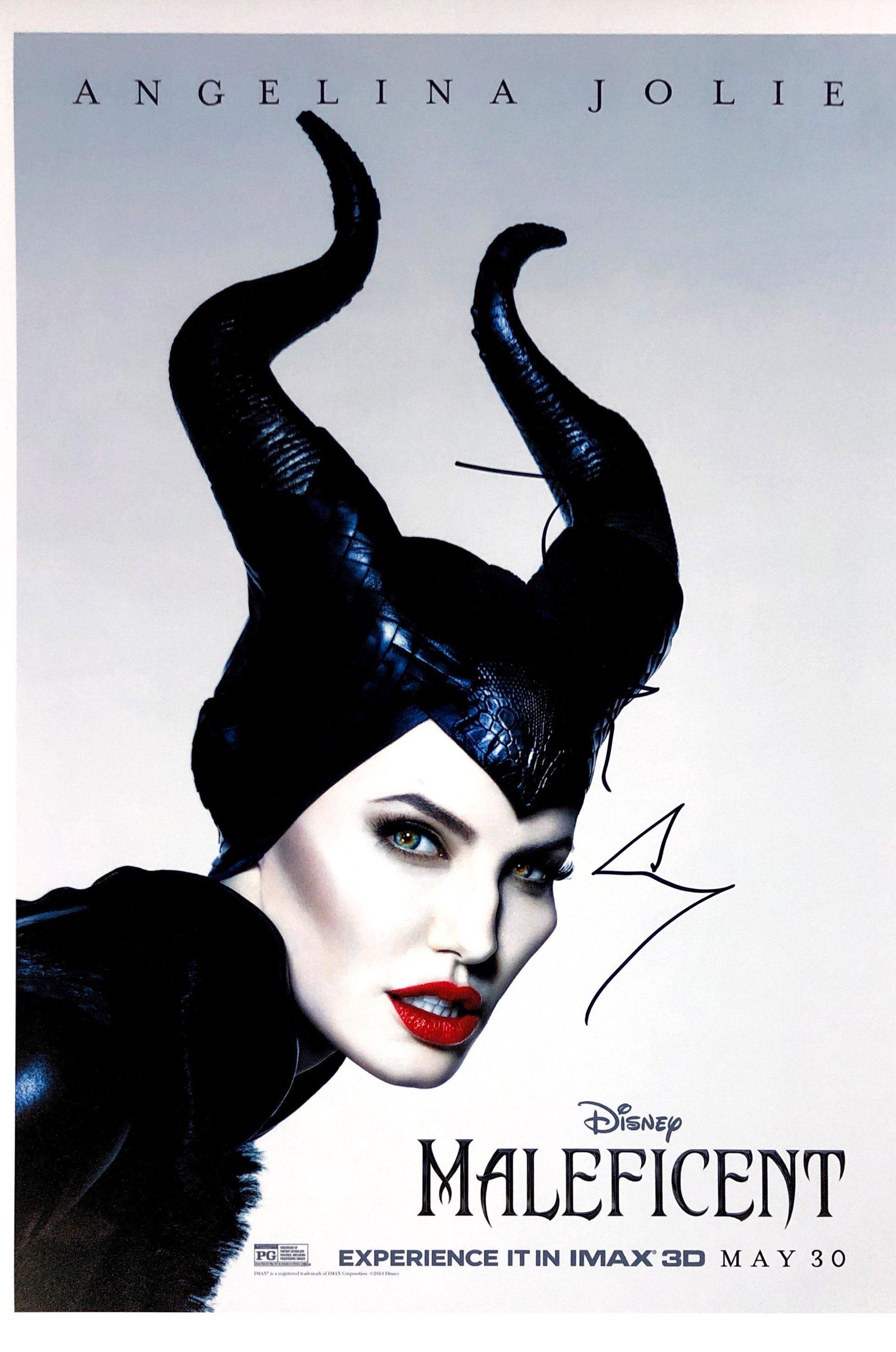 Angelina Jolie Autograph Signed Maleficent Poster: Category: Autograph CollectiblesSize: Width 16 inches x Height 11 inchesAutograph Includes: Angelina JolieUnframed Vertified and Excellent ConditionPlease kindly read our Terms and Condition before bi