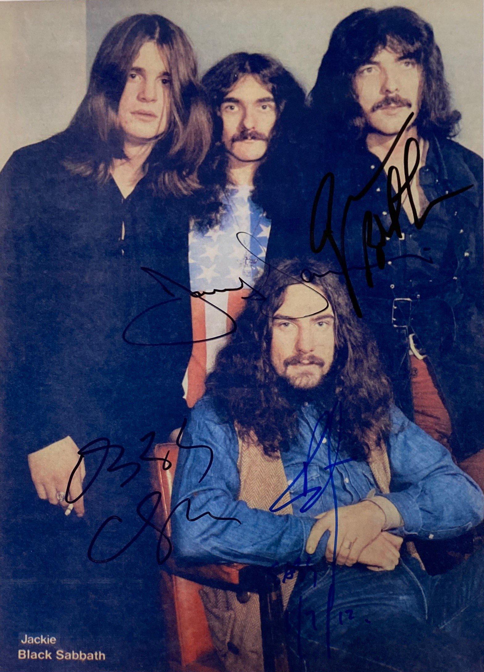 Autograph Signed Black Sabbath Photo: Category: Autograph CollectiblesSize 8 Inches x 10 InchesAutograph Includes: Ozzy Osbourne, Bill Ward, Tony Lommi, Geezer ButlerUnframed Vertified and Excellent ConditionDetails are as shown in the ph