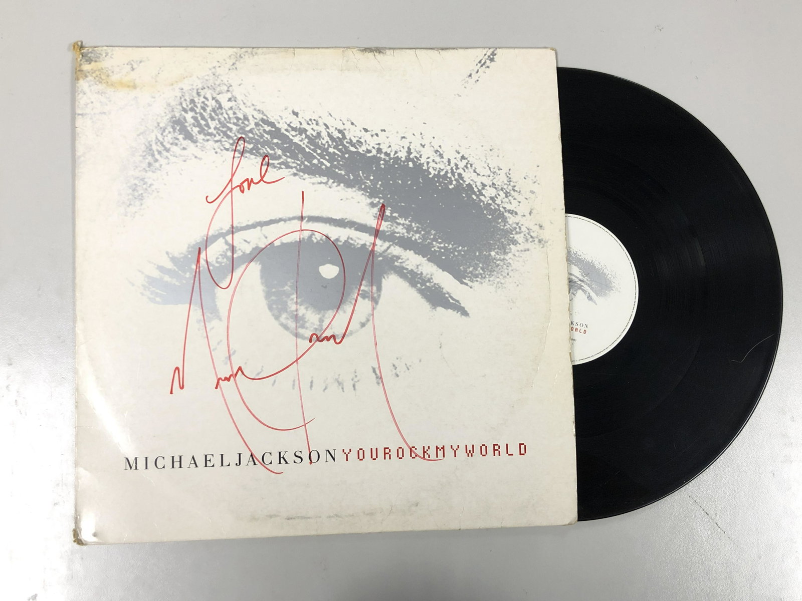 Autograph Signed Michael Jackson Rock My World Vinyl: Autograph Includes: Michael JacksonUnframed Vertified and Excellent Condition Please kindly read our Terms and Conditions before bidding.