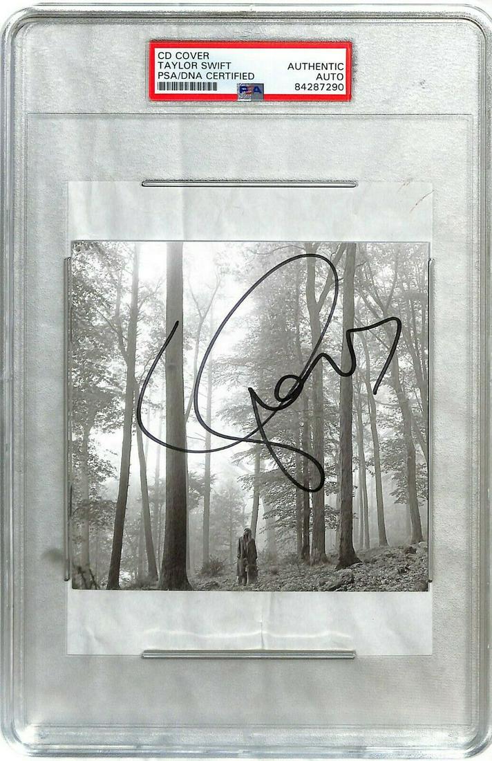 Autograph Signed Taylor Swift CD: Category: Autograph CollectiblesAutograph Includes: Taylor SwiftItem is in great condition with no damage, unframedIf image of documentation is not attached in the listing, the lot is sold without doc