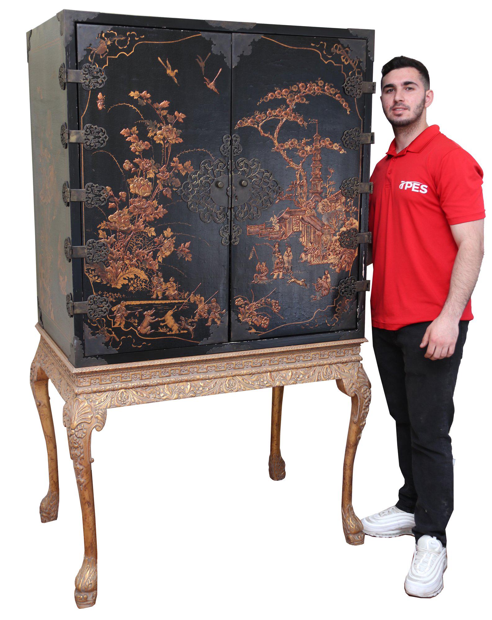 Chinoiserie Cabinet With Brass Hardware On Gold Giltwood Stand (1 of 11)