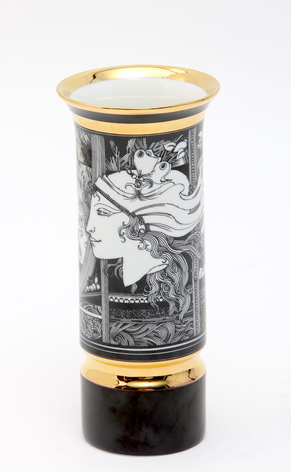 Endre Szasz For Hollohaza Surrealist Porcelain Vase: A Hollohaza Endre Szasz Deco Pattern Porcelain Vase 20th Century. - measures 8 inches tall