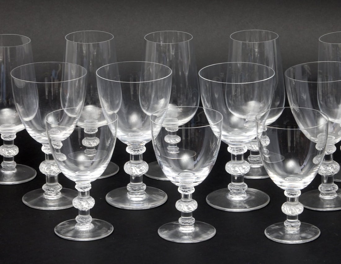 12 Lalique Crystal Stemware In The Saint Hubert Pattern (1 of 12)